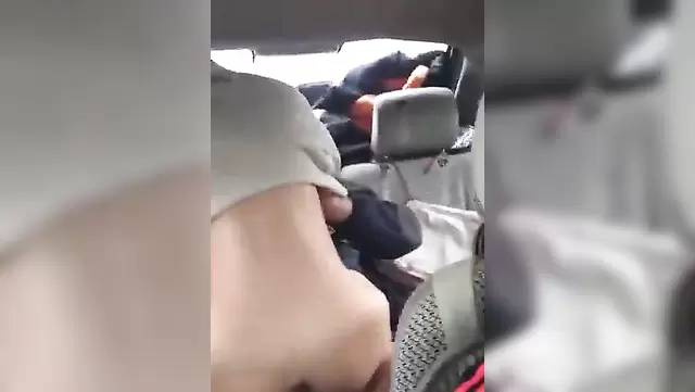 Fucked in the car Asian whore